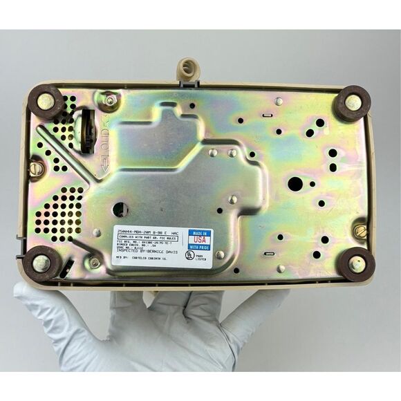 Cortelco 250044-MBA-20M Beige Touch Tone Desk Telephone with Volume Control - Picture 10 of 10